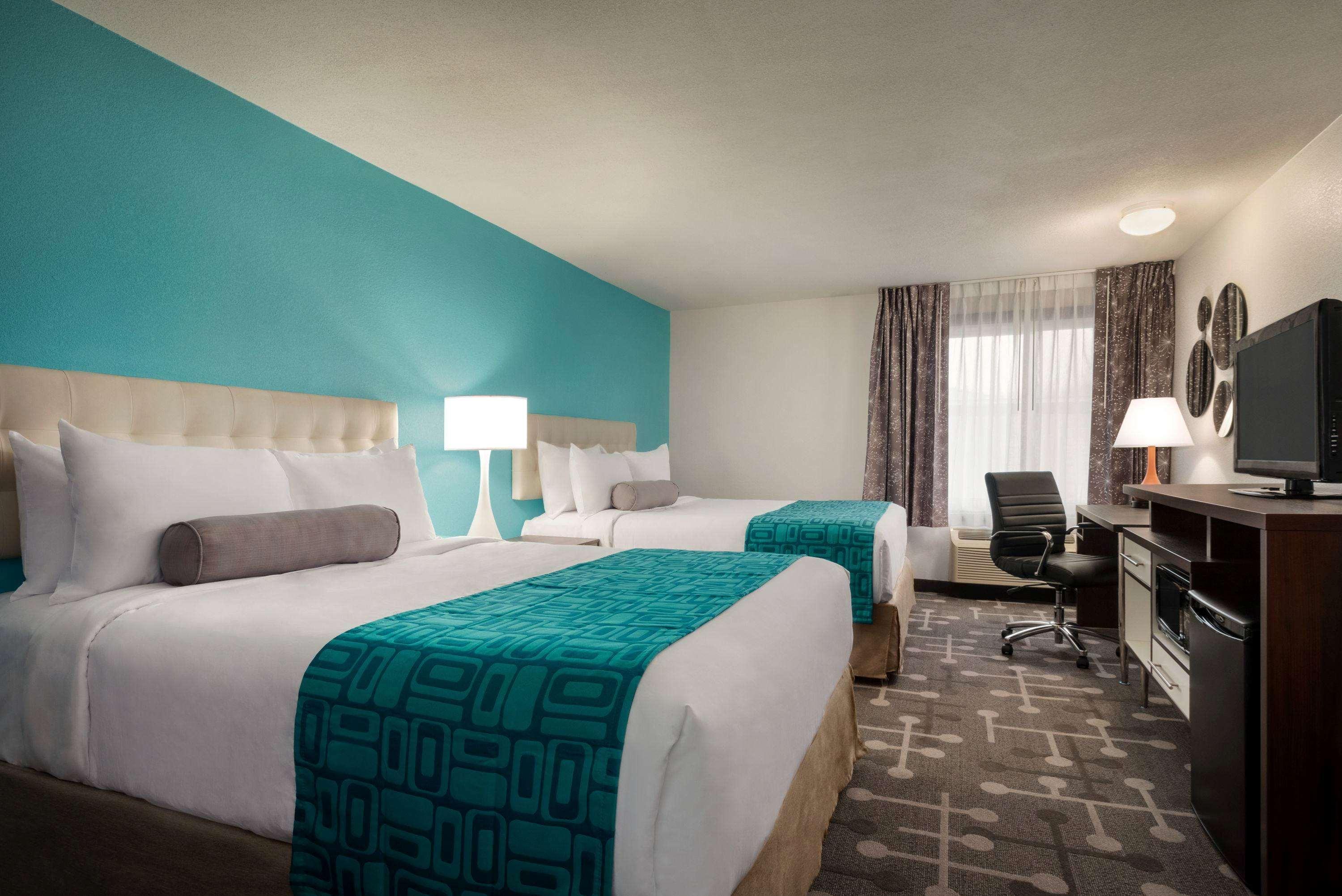 Howard Johnson By Wyndham Appleton Exterior foto