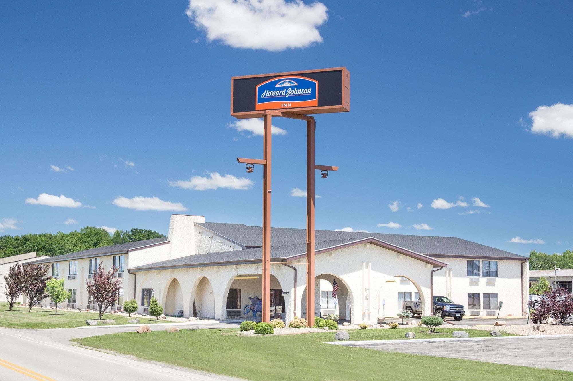 Howard Johnson By Wyndham Appleton Exterior foto